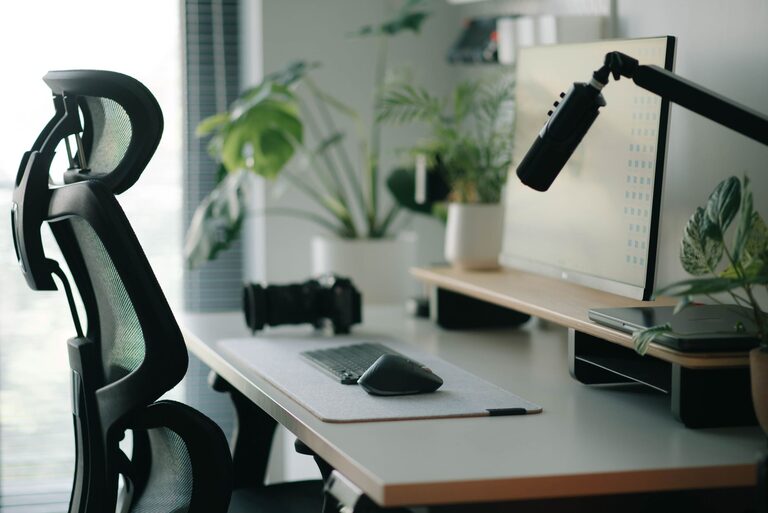 Tips for Creating a Productive and Comfortable Home Office Environment